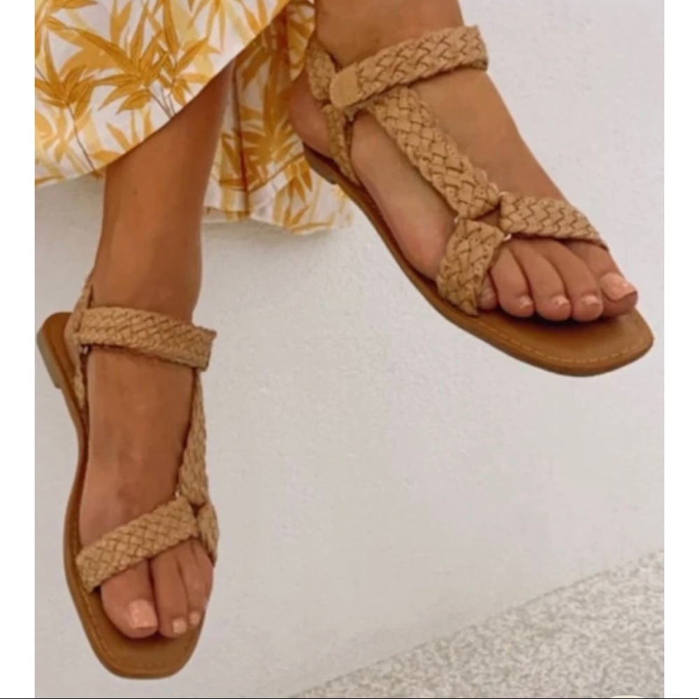 *HUMAN PREMIUM* Coup (leather woven teva style) Sandal